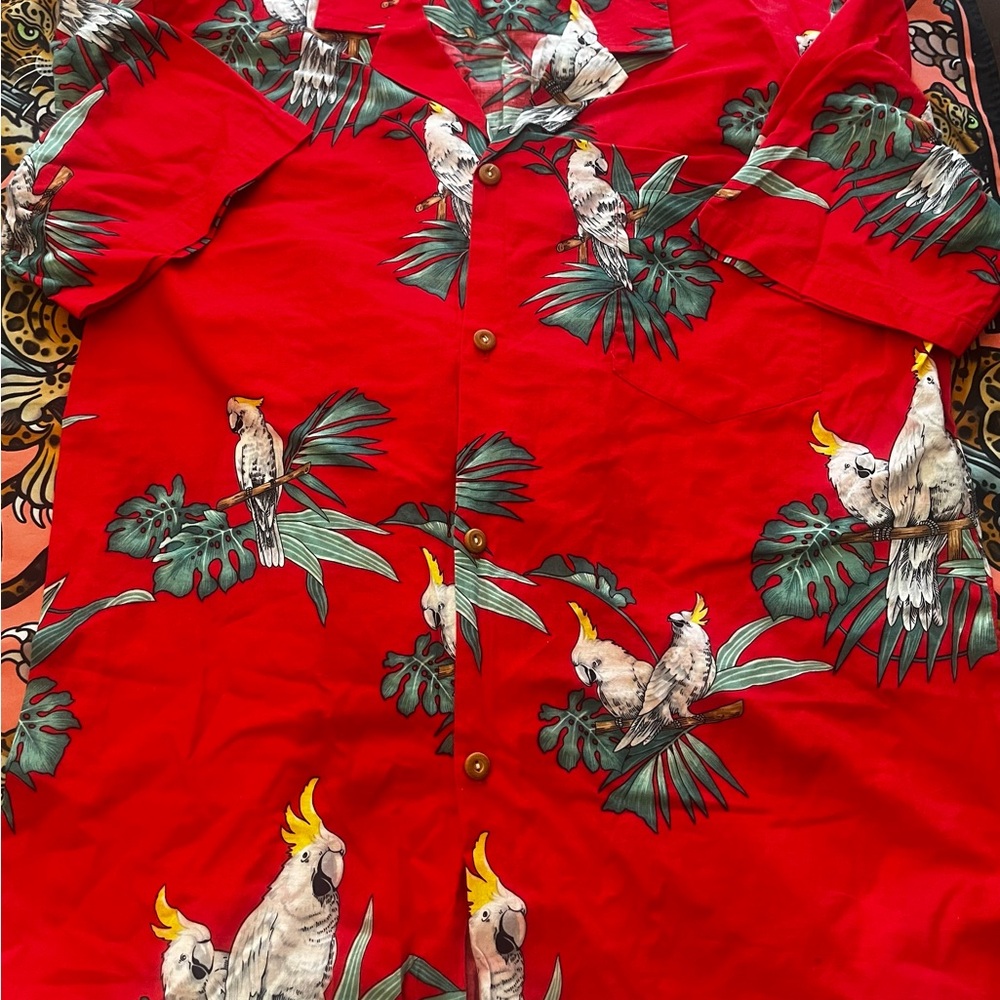 Vintage Paradise Found Hawaii Hawaiian button down shirt - magnum p.i.
